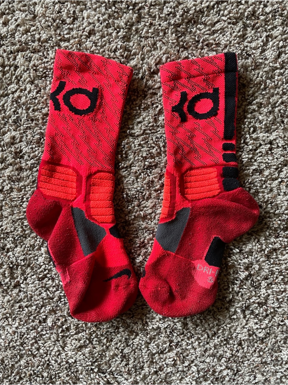 Nike KD HyperElite Crew Socks Red Orange Black Size Small #Kevin Durant
